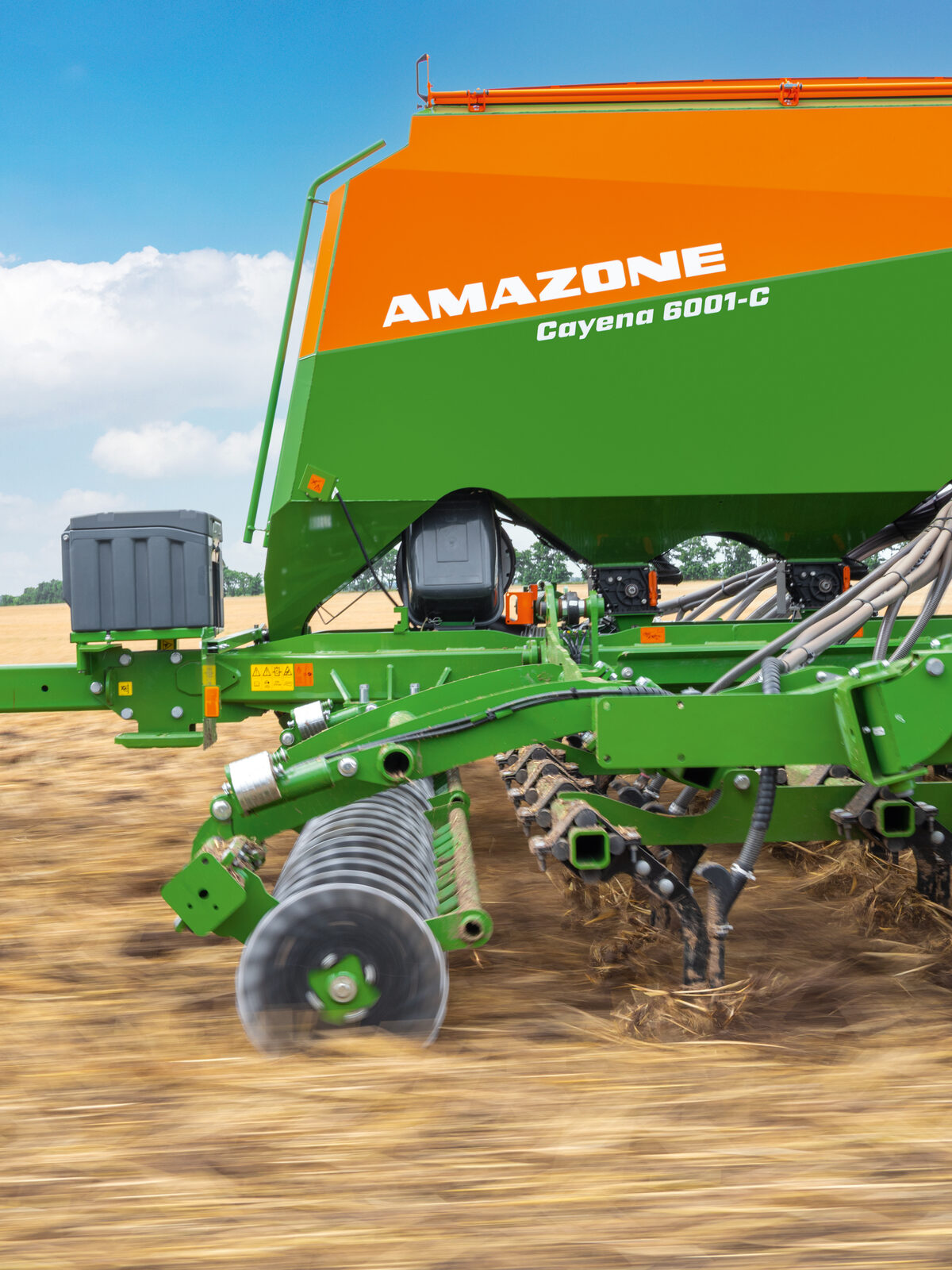 Optional cutting discs ahead of the Cayena's tine coulters help manage surface residue and improve passage through the drill