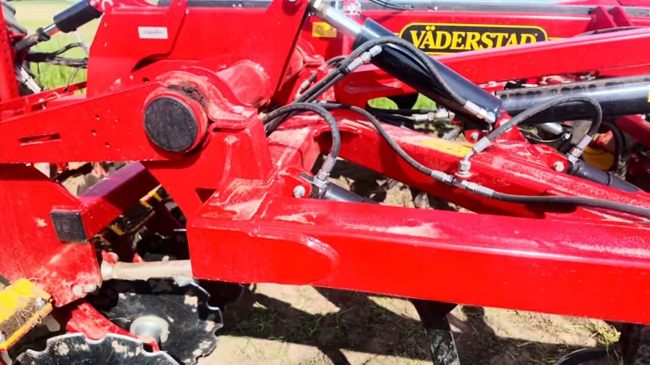 A Väderstad TopDown at the field day